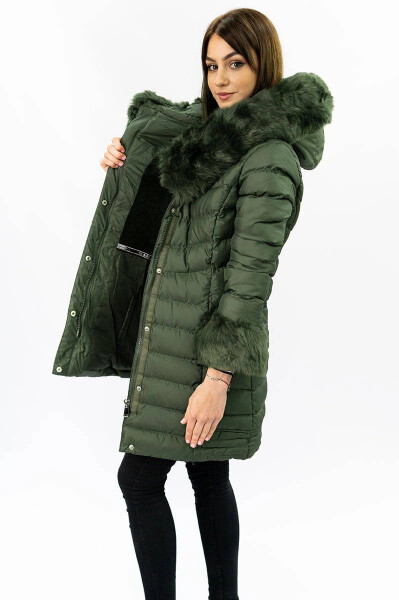 Dámska prešívaná zimná bunda v khaki farbe s kapucňou (w750-1) odstíny zelené S (36)