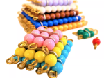 Moyo Montessori Moyo Montessori Perlové štvorce (farebné)