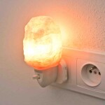 EMI Soľná lampa do zásuvky