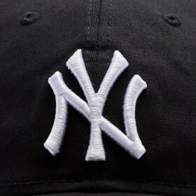New Era 9TWENTY League Essentials New York Yankees Kšiltovka 60348852 OSFM