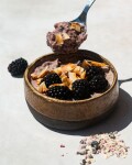 Vilgain Minútová proteínová kaša – malina a čučoriedka bez pridaného cukru 400 g