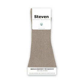 Netlačící ponožky Steven art.018 světle olivová 39-42