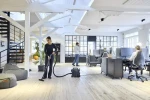 Nilfisk VP300 HEPA BASIC modro-čierna / Profesionálny vysávač / 700 W / 10 L / HEPA 13 / 10 m hadica (107421144)