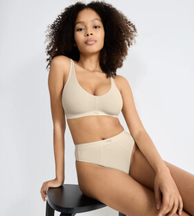 SLOGGI EVER EASE - šnúrky z organickej bavlny s technológiou HeiQ Smart Temp Sloggi SAND BEIGE L