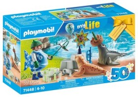 Playmobil® My Life 71448 Kŕmenie zvierat