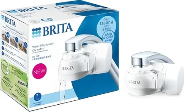 Brita ON TAP V biela / Filtračný systém na vodovodnú batériu / 4 stupne filtrácie / 600 l / 5 adaptérov