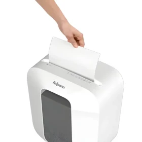 Fellowes LX 25 bílá / Skartovač / 6 listů / křížový řez 4×37 mm / koš 11,5 l (100109815)