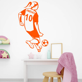 Veselá Stena Samolepka Futbalistka s menom Farba: oranžová, Veľkosť: 60 x 35 cm