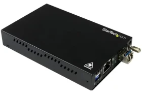 StarTech Gigabitový mediakonvertor čierna / Mediakonvertor / optika - RJ-45 / dosah 10 km / bez PoE (ET91000SM10)