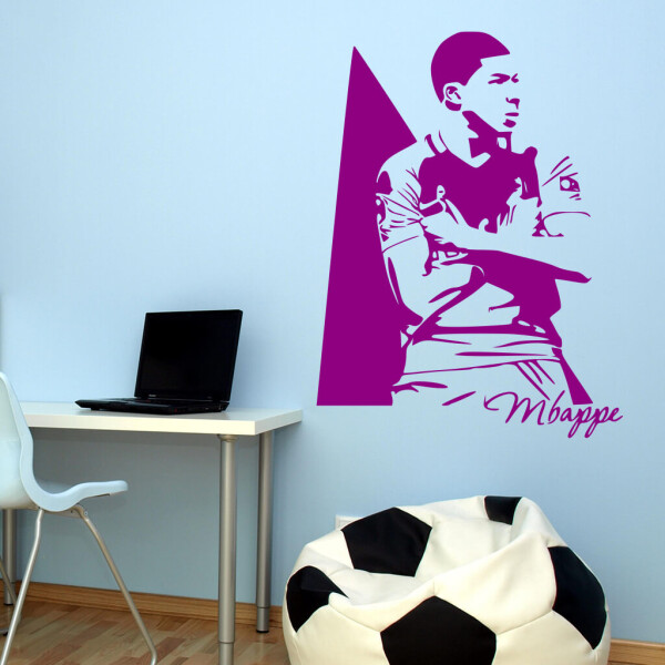 Veselá Stena Samolepka Kylian Mbappé Farba: fialová, Veľkosť: 60 x 45 cm
