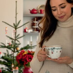 GREEN GATE Vianočný hrnček Juana White 300 ml