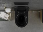 MEXEN - Lena Závesná WC misa vrátane sedátka s slow-slim, duroplast, čierna/zlatá 30224076