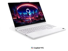 Lenovo Legion 5a biela / 15.3" WQXGA / AMD RYZEN AI 7 450 / 16GB / 512GB SSD / RTX 5060 8GB / W11H (83Q6002KPB)
