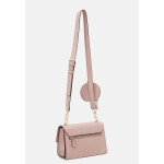 GUESS kabelka Alexie crossbody Ružová