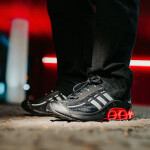 Tenisky adidas Megaride O1 Core Black/ Better Scarlet/ Carbon EUR 46