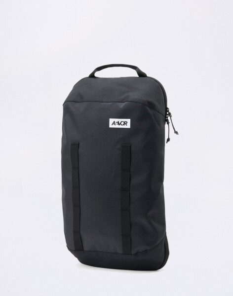 Aevor Volume Pack XL Proof Black