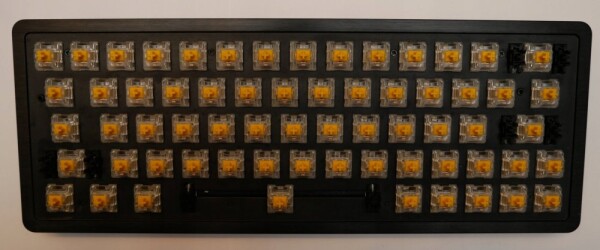 Mountain MOUNTAIN Everest 60 RGB US ANSI Linear 45 Midnight Black