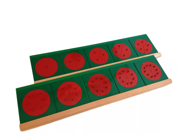 Moyo Montessori Moyo Montessori Kovové kruhy s podstavcom