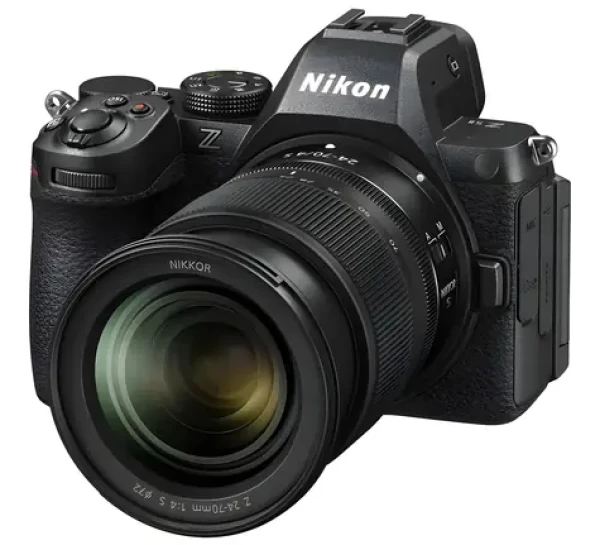 Nikon Z 5 II + 24-70 F/4 S / Bezzrkadlový fotoaparát / Set s objektívom (VOA170K001)