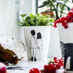 Helen b Porcelánový hrnček Naked Couple Back 220 ml