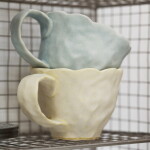 MADAM STOLTZ Hrnek Curves Light Blue