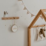 Eulenschnitt Drevený vešiak so stojančekom na karty 42 cm