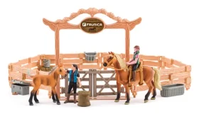 Faunica Jazdiareň s koňmi