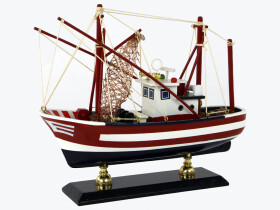 Mamido Zberateľská loď s drevenými stožiarmi hnedá