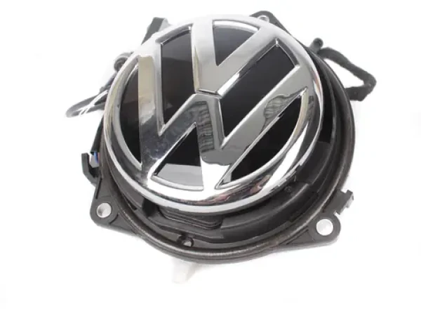KEETEC BC VW-84 / Parkovacia kamera v logu VW / VW GOLF V, GOLF VI, Passat CC, Sharan II / IP67 / 170 °