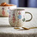 Bloomingville Kameninový hrnček Ornamentia 300 ml