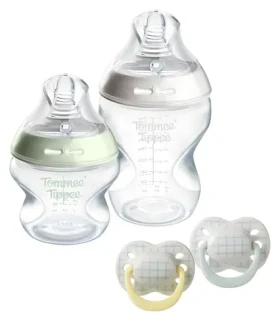 Tommee Tippee Natural Štart ANTI-COLIC biela, zelená / Novorodenecký set dojčenských fľaštičiek / 150 ml + 260 ml / 0m+