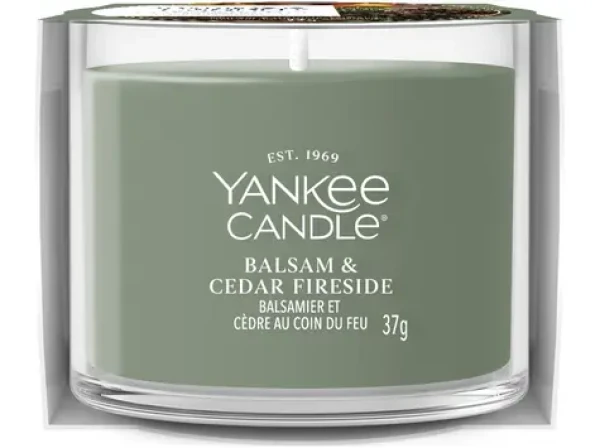 Yankee Candle Balsam Cedar Fireside zelená / Votívna sviečka v skle / Drevitá vôňa / Doba horenia 8-10 hod / 37 g