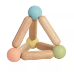 PlanToys PlanToys Tvarovacie hrkálka - Triangle "PlanLifestyle"
