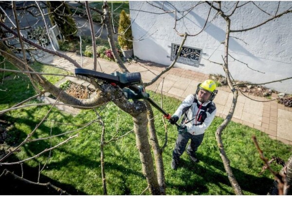 In Win METABO.TELESCOPIC CHAINSAW MS 18 LTX 15 CARCASS METABOX