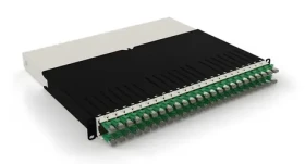 Patchbox ONE 8RU zelená / Organizér sieťových káblov / STP / Cat6A / RJ-45 / 0,8 m / PoE (PONEX8STPGR)