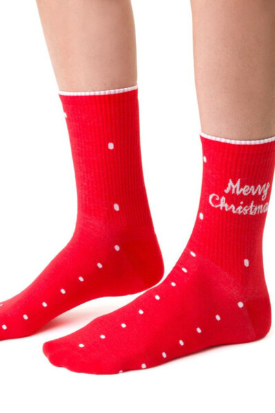 VIANOČNÉ PONOŽKY PRE ŽENY 136 Červená 35-37