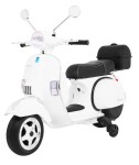Mamido Detský elektrický skúter Vespa biely