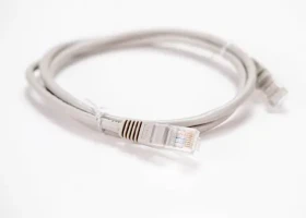Lynx UTP CAT5E 1,5m šedý / Patch kábel / RJ45-RJ45 (PK-UTP5E-015-GREY)