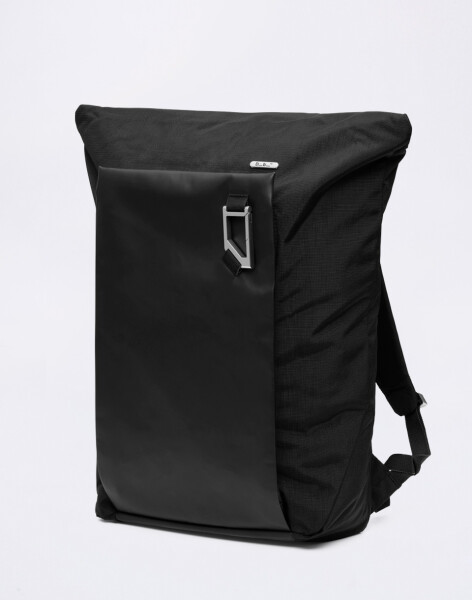Db Entour Daypack 26L Black Out