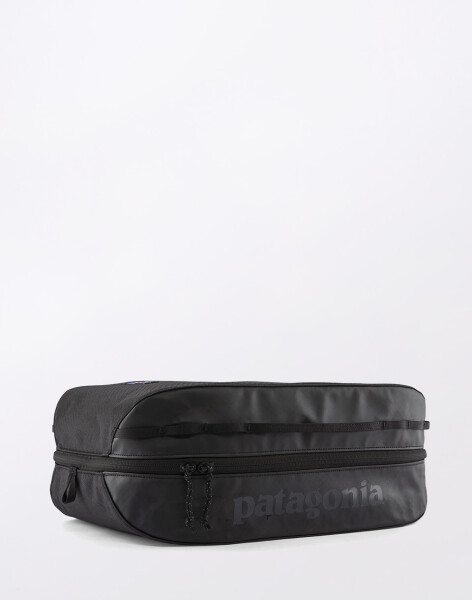 Patagonia Black Hole Cube 14L Black w/Black