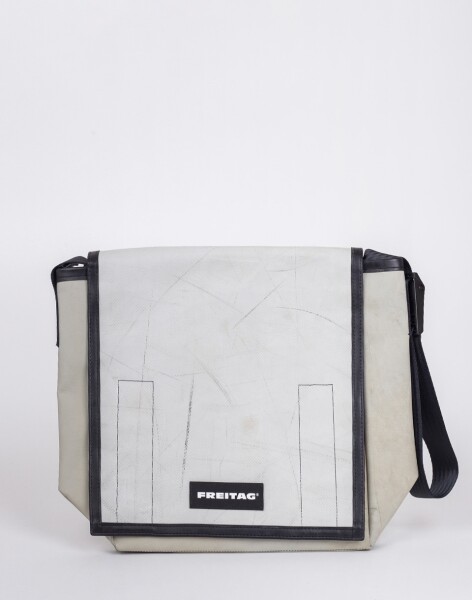 FREITAG F21 Nightclub
