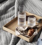 Ferm Living Sklenená karafa Ripple Small 500 ml