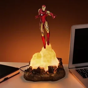 Paladone Svietiaca figúrka Iron Man / LED podsvietenie / Regulácia jasu / USB napájanie / Výška 32 cm (PP11311MSISEPM)