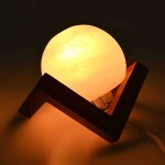 EMI Soľná lampa Mesiac do zásuvky