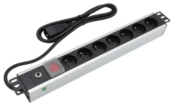 Xtendlan 19" rozvodný panel 7x230V / Rozvodný panel / ČSN / vypínač / nadprúdová ochrana / 16A/C20 / kábel 1,8 m (ZASUVKA7N19-C20)