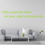 Veselá Stena Samolepka Nikdy neopúšťaj domov bez pusy, objatia a krásnych slov Farba: červená, Veľkosť: 40 x 12 cm