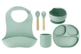 Momi AMI zelený / Detský silikónový jedálenský set (AKCE00045)
