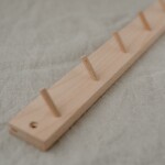 Eulenschnitt Drevený vešiak so stojančekom na karty 42 cm