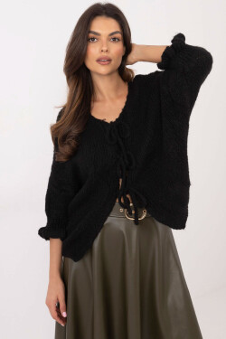 Zapínanie svetra model 202543 Taliansko Moda universal