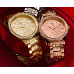 GUESS hodinky Rose Gold-Tone Quattro G Analog Watch Ružovozlatá